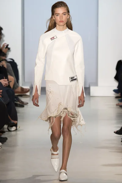 Look 4